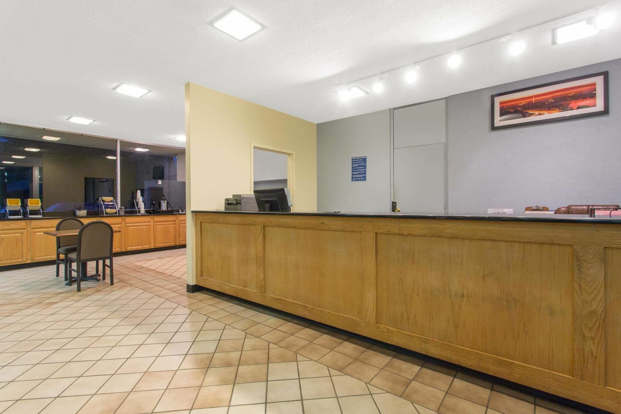 Garden Inn Fredricksburg South 弗雷德里克斯堡 外观 照片
